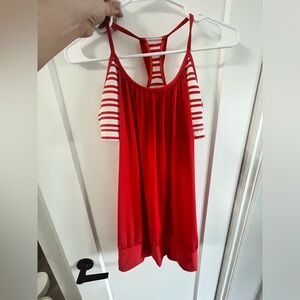 Lululemon top built in bra